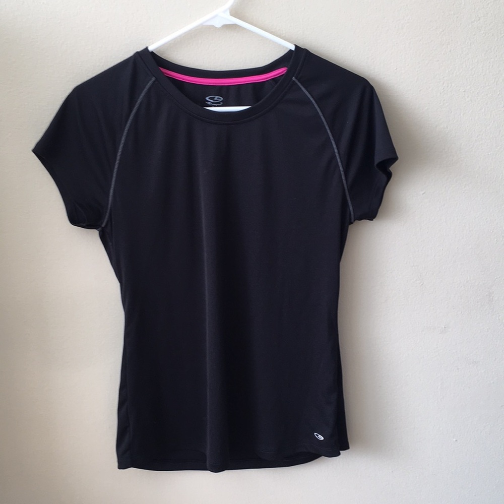 Black workout T-shirt